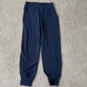 Lululemon Align Joggers sz 6 navy blue